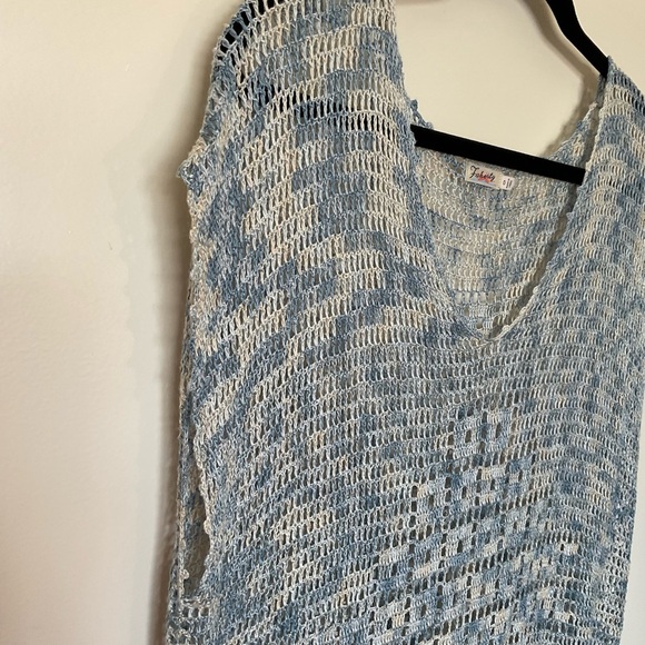 Faherty Sweater Tunic in Size 0 - Picture 2 of 6
